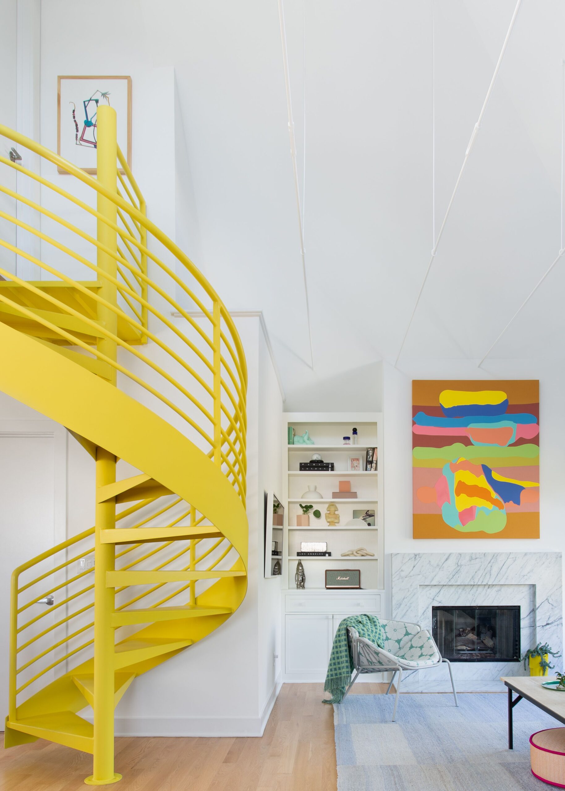 This California Residence Proves Neon Can Be a Neutral